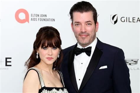 Jonathon scott - By Gina Vivinetto. Zooey Deschanel and Jonathan Scott are engaged after four years of dating. The longtime couple announced the news Aug. 14 in a joint Instagram post. “Forever starts now ...
